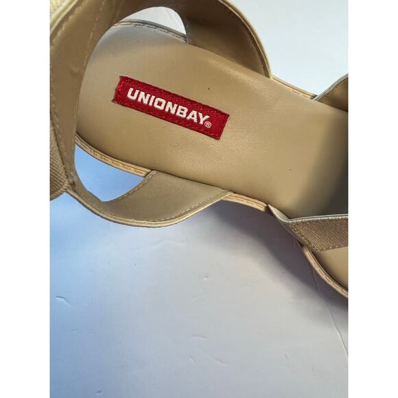 UNIONBAY Lucca Beige Elastic Straps Platform Lug Sole Platform Sandals Size 8 - Picture 10 of 11